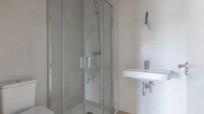 Piso en venta en Calle Lastaola Postetxearen Kalea, Behobia-Artia (Irun) de 362.000 €