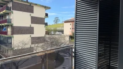 Piso en venta en Calle Lastaola Postetxearen Kalea, Behobia-Artia (Irun) de 362.000 €