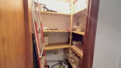 Piso en alquiler en Calle de San Melchor García Sampedro, cerca de Calle de San Mateo, Centro (Oviedo) de 900 €<span>/mes</span>