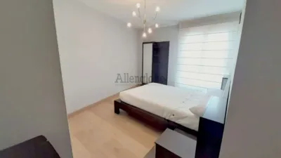 Piso en alquiler en Calle de San Melchor García Sampedro, cerca de Calle de San Mateo, Centro (Oviedo) de 900 €<span>/mes</span>