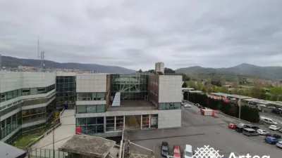 Piso en venta en Calle de Juan Carlos de Gortazar, Miribilla (Distrito Ibaiondo. Bilbao) de 483.000 €