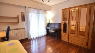 Apartment on Estaziño Street photo 38
