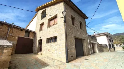House Located Next to the Town Square and Town Hall photo 51