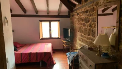 House in Casas, in a strategic rural setting in La Merindad de Valdeporres--View Private Data photo 15