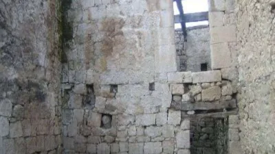 House in Ruins in San Miguel de Cornezuela photo 3