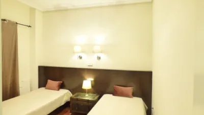 Apartment on Calle de Gerona photo 10