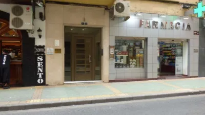 Apartment on Calle de Gerona photo 42