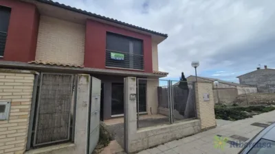 Terraced house on Calle Río Aragón, No. 31 photo 33