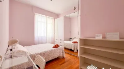 Apartment on Campo Volantín Walk photo 21