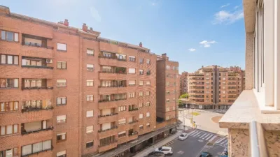 Apartment on Irunlarrea Street photo 25