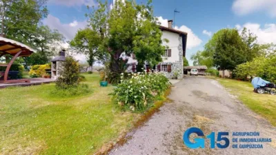 Casa adosada en venta en Erreñozu, Hernani de 695.000 €