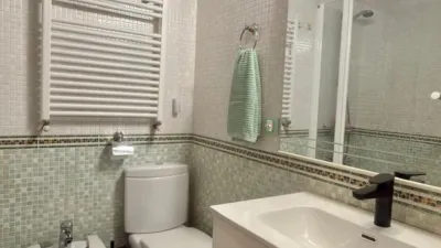 Piso en venta en Agirre Lehendakariaren Etorbidea, cerca de Calle Etxepare, San Ignazio-Elorrieta (Distrito Deustu. Bilbao) de 335.000 €