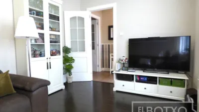 Casa adosada en venta en Santiago Etxaldea, cerca de Entrambasaguas Estrata, Basurtu (Distrito Basurtu-Zorrotza. Bilbao) de 517.000 €