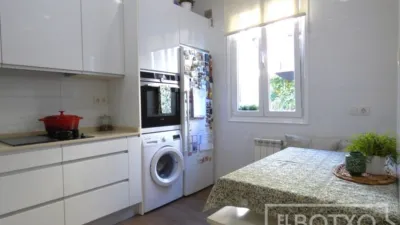 Casa adosada en venta en Santiago Etxaldea, cerca de Entrambasaguas Estrata, Basurtu (Distrito Basurtu-Zorrotza. Bilbao) de 517.000 €