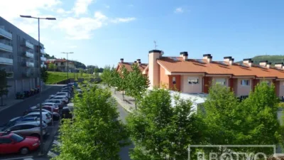 Casa adosada en venta en Santiago Etxaldea, cerca de Entrambasaguas Estrata, Basurtu (Distrito Basurtu-Zorrotza. Bilbao) de 517.000 €