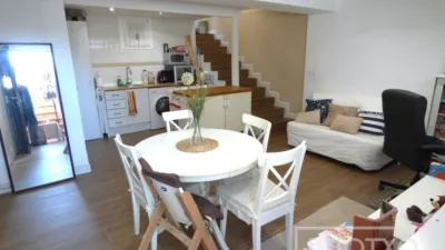 Casa adosada en venta en Santiago Etxaldea, cerca de Entrambasaguas Estrata, Basurtu (Distrito Basurtu-Zorrotza. Bilbao) de 517.000 €