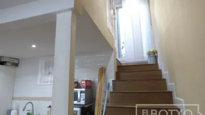 Casa adosada en venta en Santiago Etxaldea, cerca de Entrambasaguas Estrata, Basurtu (Distrito Basurtu-Zorrotza. Bilbao) de 517.000 €