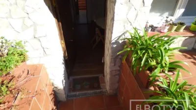 Casa adosada en venta en Santiago Etxaldea, cerca de Entrambasaguas Estrata, Basurtu (Distrito Basurtu-Zorrotza. Bilbao) de 517.000 €