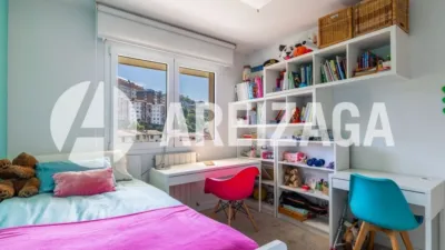 Piso en venta en Plaza de Bentaberri, Antiguo Ondarreta (San Sebastián - Donostia) de 1.850.000 €