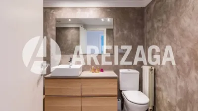 Piso en venta en Plaza de Bentaberri, Antiguo Ondarreta (San Sebastián - Donostia) de 1.850.000 €