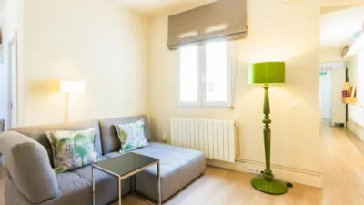 Apartamento en alquiler en Chamberí - Imagen 3