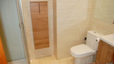 Piso en venta en Calle del Monseñor Estenaga, Arana-El Anglo-Santiago (Vitoria - Gasteiz) de 360.000 €