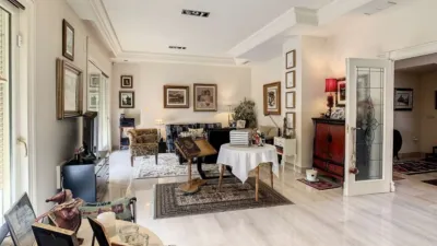Chalet on Calle Adelfa, No. 1 photo 22