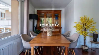 Piso en venta en Berabera Pasealekua, cerca de Goiiko Galtzada Berri Kalea, Aiete-Miramon (San Sebastián - Donostia) de 775.000 €