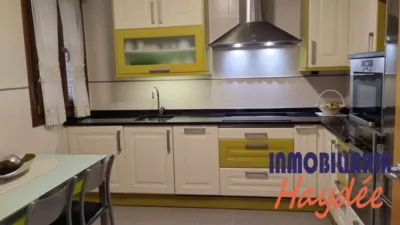 Flat on Calle de Sor Natividad Homedes photo 6