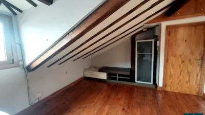 Ático en venta en Calle de Alfonso XI, Erdialdea (Errenteria) de 175.000 €