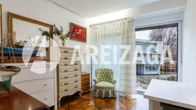 Piso en venta en Paseo de los Olmos, Bidebieta (San Sebastián - Donostia) de 560.000 €