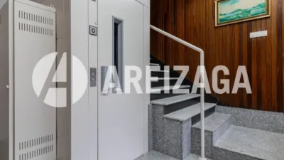 Piso en venta en Paseo de los Olmos, Bidebieta (San Sebastián - Donostia) de 560.000 €