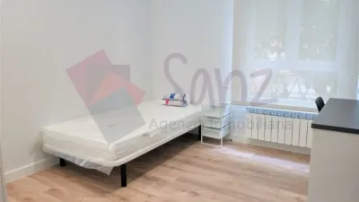 Piso en alquiler en Avenida de España, Centro (Logroño) de 1.700 €<span>/mes</span>