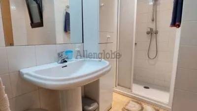 Piso en alquiler en Avenida de Torrelavega, cerca de Calle de la Tenderina Alta, Tenderina-Mercadín-Fozaneldi (Oviedo) de 1.200 €<span>/mes</span>