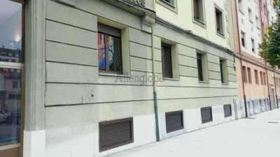 Piso en alquiler en Avenida de Torrelavega, cerca de Calle de la Tenderina Alta, Tenderina-Mercadín-Fozaneldi (Oviedo) de 1.200 €<span>/mes</span>