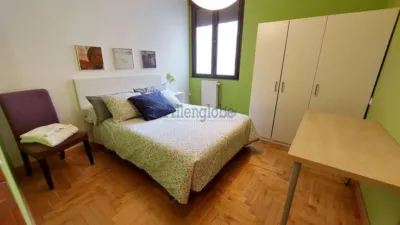 Piso en alquiler en Avenida de Torrelavega, cerca de Calle de la Tenderina Alta, Tenderina-Mercadín-Fozaneldi (Oviedo) de 1.200 €<span>/mes</span>