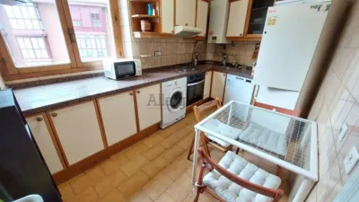 Piso en alquiler en Calle del Sacramento, Centro (Oviedo) de 900 €<span>/mes</span>