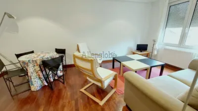 Piso en alquiler en Calle del Sacramento, Centro (Oviedo) de 900 €<span>/mes</span>