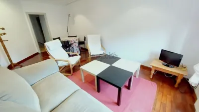 Piso en alquiler en Calle del Sacramento, Centro (Oviedo) de 900 €<span>/mes</span>