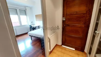 Piso en alquiler en Calle del Sacramento, Centro (Oviedo) de 900 €<span>/mes</span>