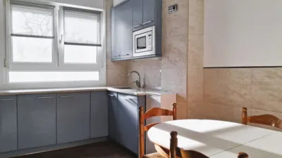 Piso en alquiler en Calle del Palacio, Antiguo Ondarreta (San Sebastián - Donostia) de 1.200 €<span>/mes</span>