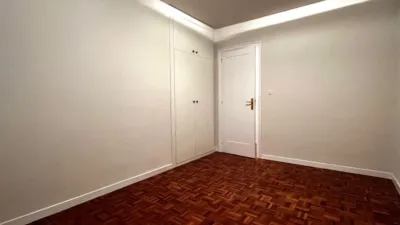 Piso en alquiler en Calle de Cuesta de la Reina, San Juan - Donibane (Pamplona - Iruña) de 1.300 €<span>/mes</span>