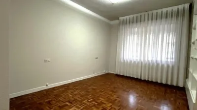 Piso en alquiler en Calle de Cuesta de la Reina, San Juan - Donibane (Pamplona - Iruña) de 1.300 €<span>/mes</span>