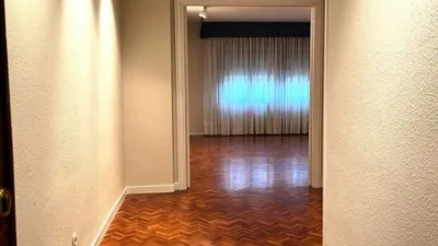 Piso en alquiler en Calle de Cuesta de la Reina, San Juan - Donibane (Pamplona - Iruña) de 1.300 €<span>/mes</span>
