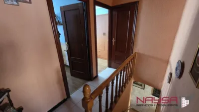 Casa en venta en Calle Ezki Kalea, Abetxuko (Vitoria - Gasteiz) de 260.000 €