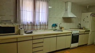 Casa en venta en Calle de los Amigos, 28, Caspe de 59.000 €