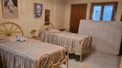 Casa en venta en Calle de los Amigos, 28, Caspe de 59.000 €
