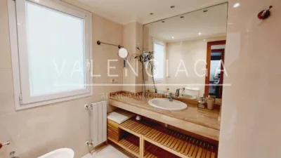 Piso en alquiler en Ondarreta Pasealekua, Antiguo Ondarreta (San Sebastián - Donostia) de 2.500 €<span>/mes</span>