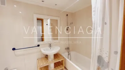 Piso en alquiler en Ondarreta Pasealekua, Antiguo Ondarreta (San Sebastián - Donostia) de 2.500 €<span>/mes</span>