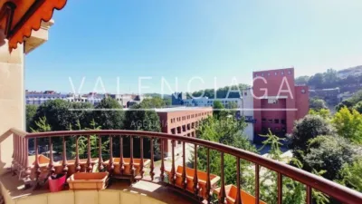 Piso en alquiler en Ondarreta Pasealekua, Antiguo Ondarreta (San Sebastián - Donostia) de 2.500 €<span>/mes</span>